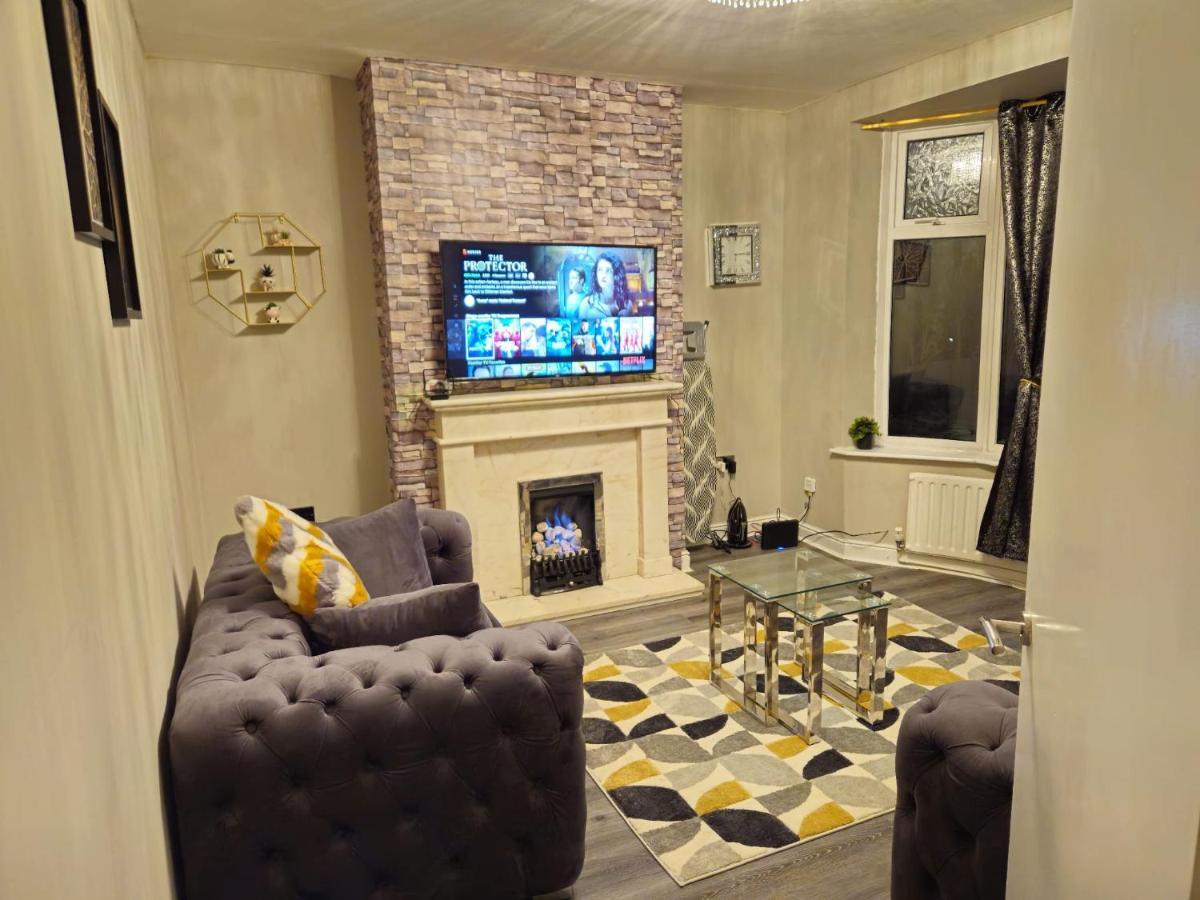 Apartment Clifton House, For Holidays, Contractors, Relocation, Work, Etc, Free Parking And Wifi *