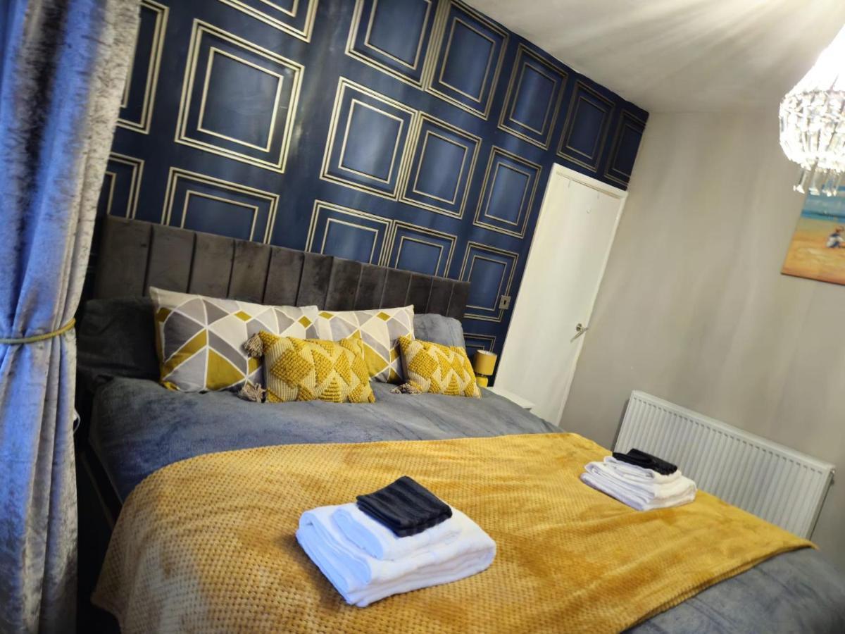 Clifton House, For Holidays, Contractors, Relocation, Work, Etc, Free Parking And Wifi * Preston (Lancashire)