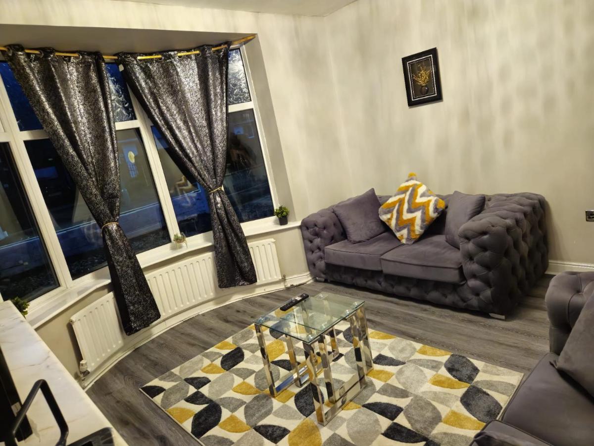 Clifton House, For Holidays, Contractors, Relocation, Work, Etc, Free Parking And Wifi * Preston (Lancashire)