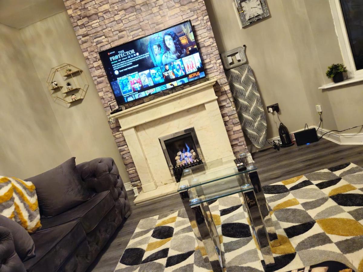 Clifton House, For Holidays, Contractors, Relocation, Work, Etc, Free Parking And Wifi Preston (Lancashire)