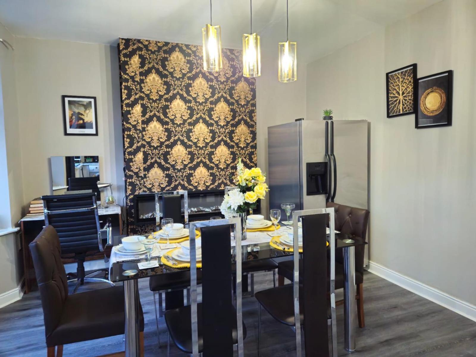 Clifton House, For Holidays, Contractors, Relocation, Work, Etc, Free Parking And Wifi * Preston (Lancashire)
